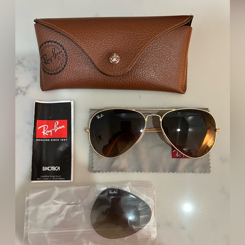 GUC Ray-Ban Aviator classic, matte gold and brown lenses standard size RB 3025